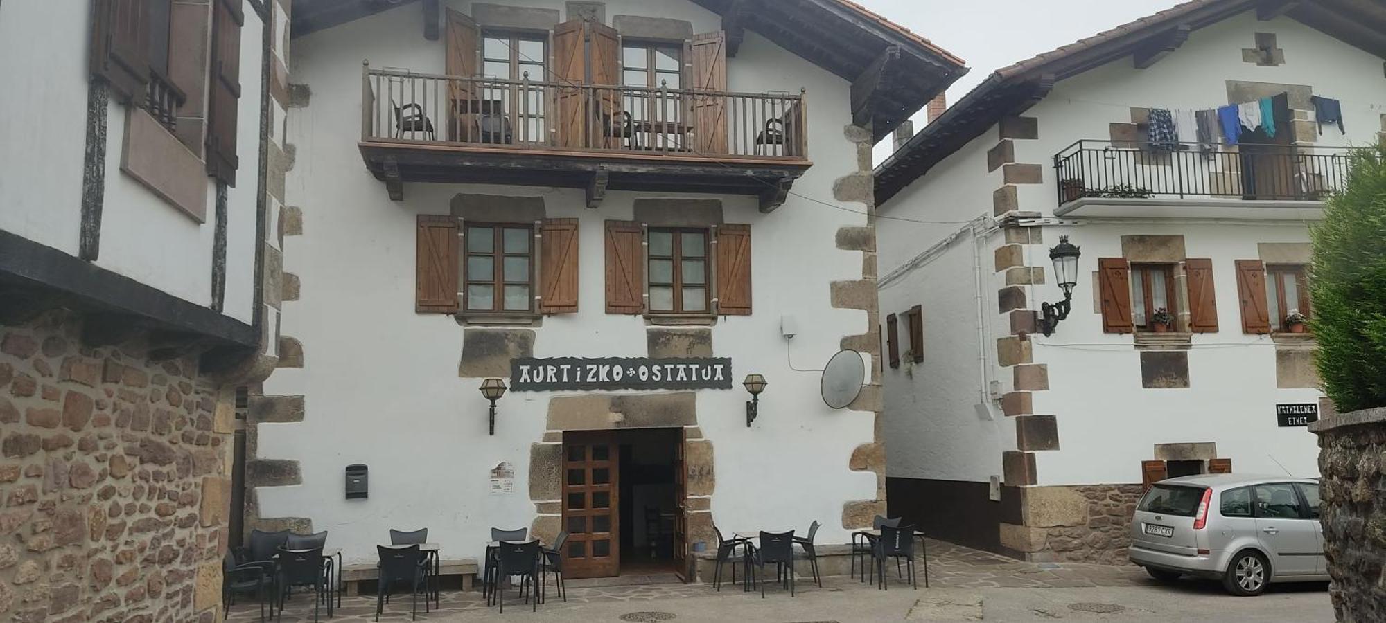Hostal Mendaurpe Ituren Exterior photo